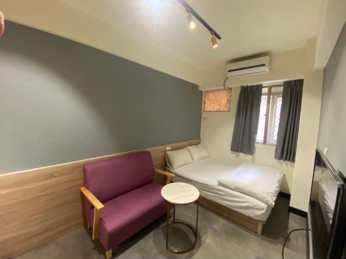 Fengjia Gift Box Homestay Đài Trung Ngoại thất bức ảnh