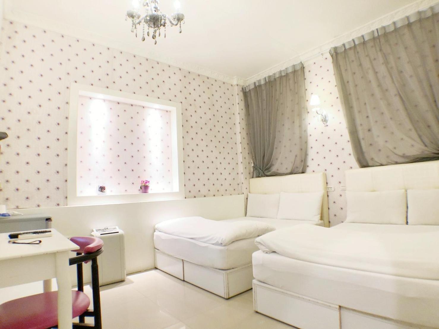 Fengjia Gift Box Homestay Đài Trung Ngoại thất bức ảnh