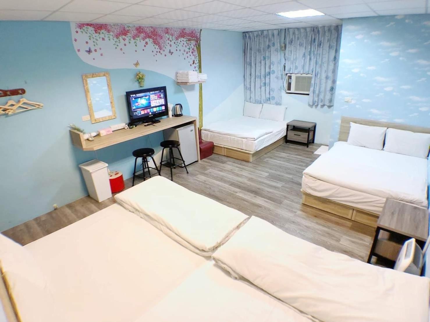Fengjia Gift Box Homestay Đài Trung Ngoại thất bức ảnh