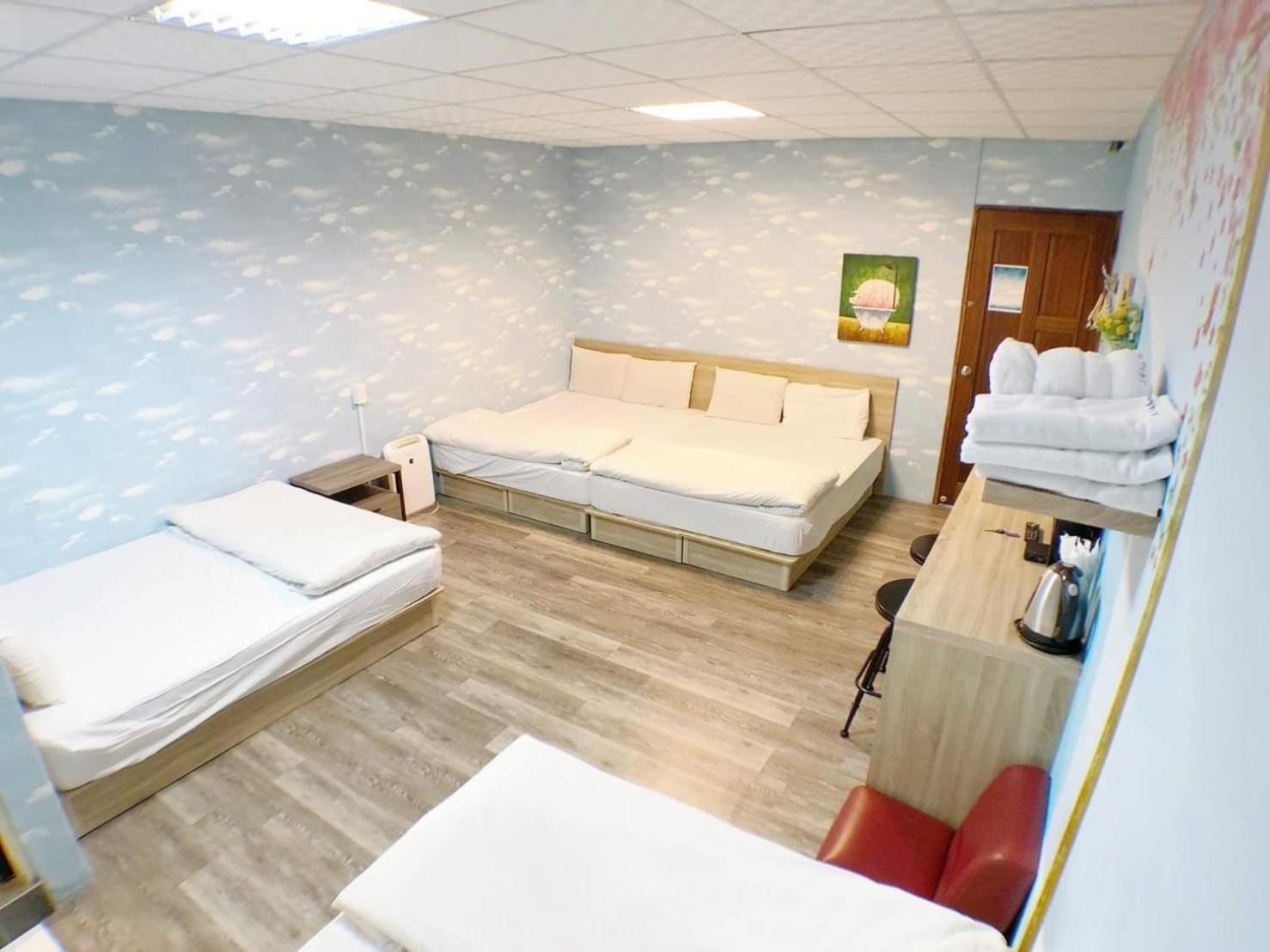 Fengjia Gift Box Homestay Đài Trung Ngoại thất bức ảnh