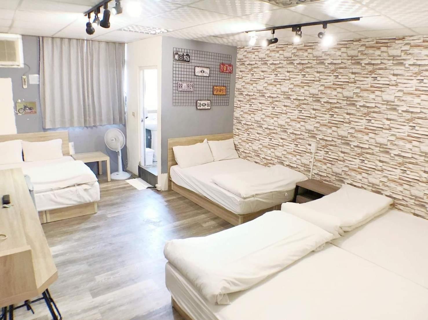 Fengjia Gift Box Homestay Đài Trung Ngoại thất bức ảnh