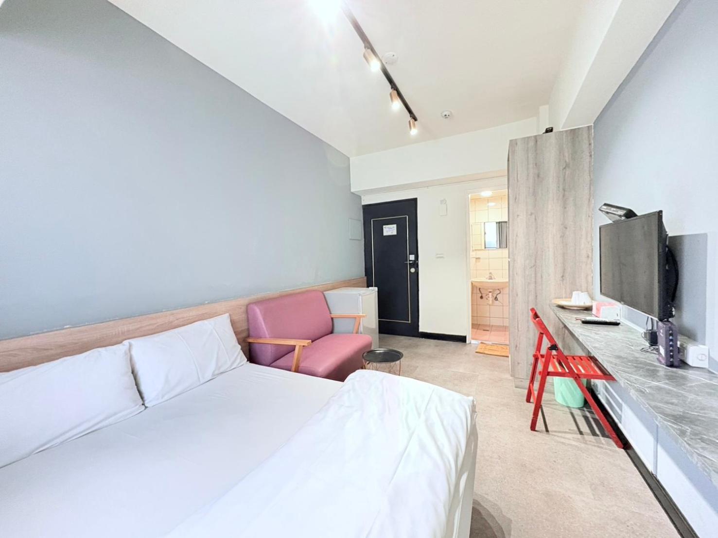 Fengjia Gift Box Homestay Đài Trung Ngoại thất bức ảnh