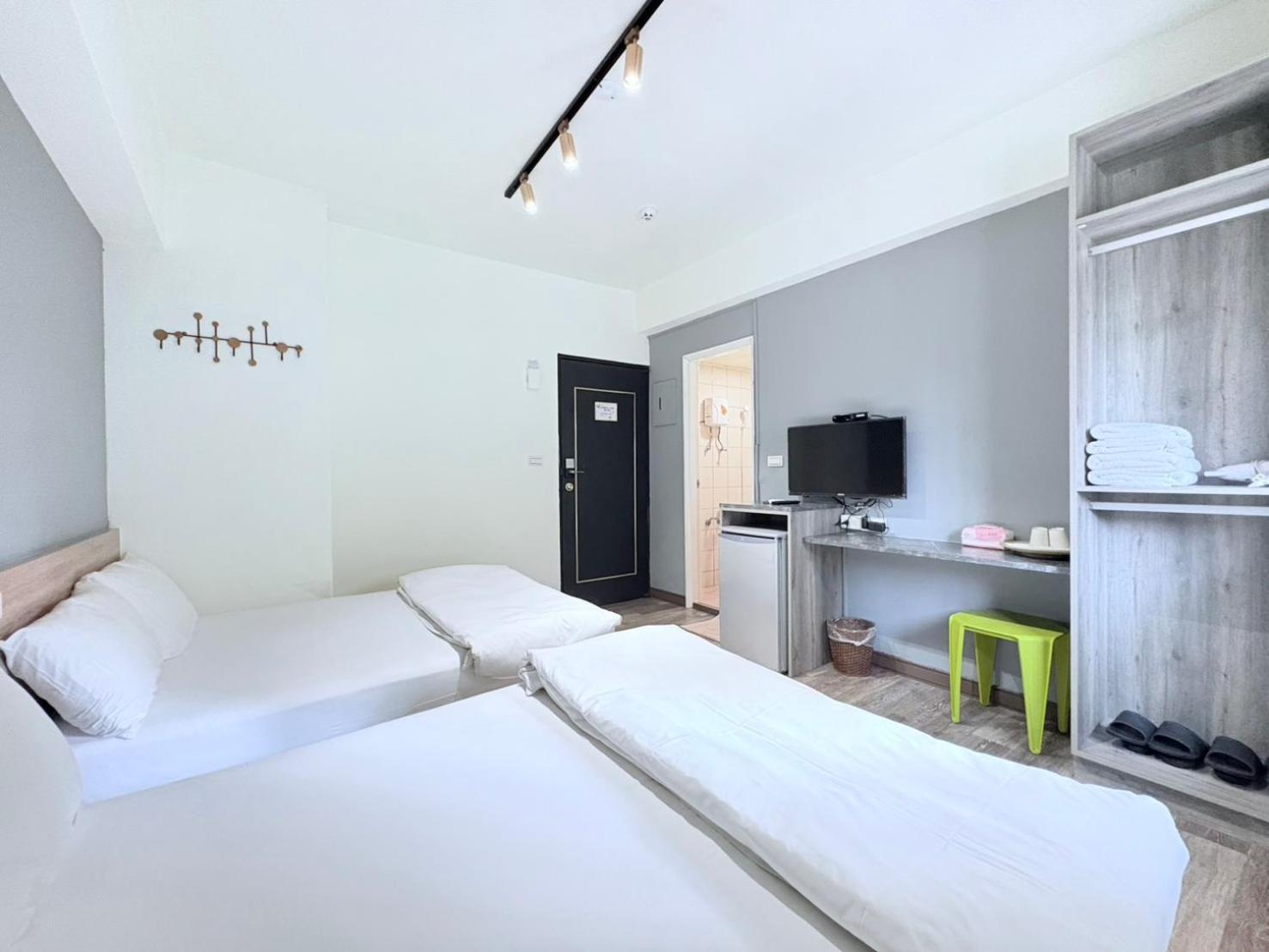 Fengjia Gift Box Homestay Đài Trung Ngoại thất bức ảnh